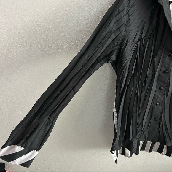 Beluva San Francisco Crinkle Pleated XL Collared Button Up Black Silver Striped - Picture 2 of 7